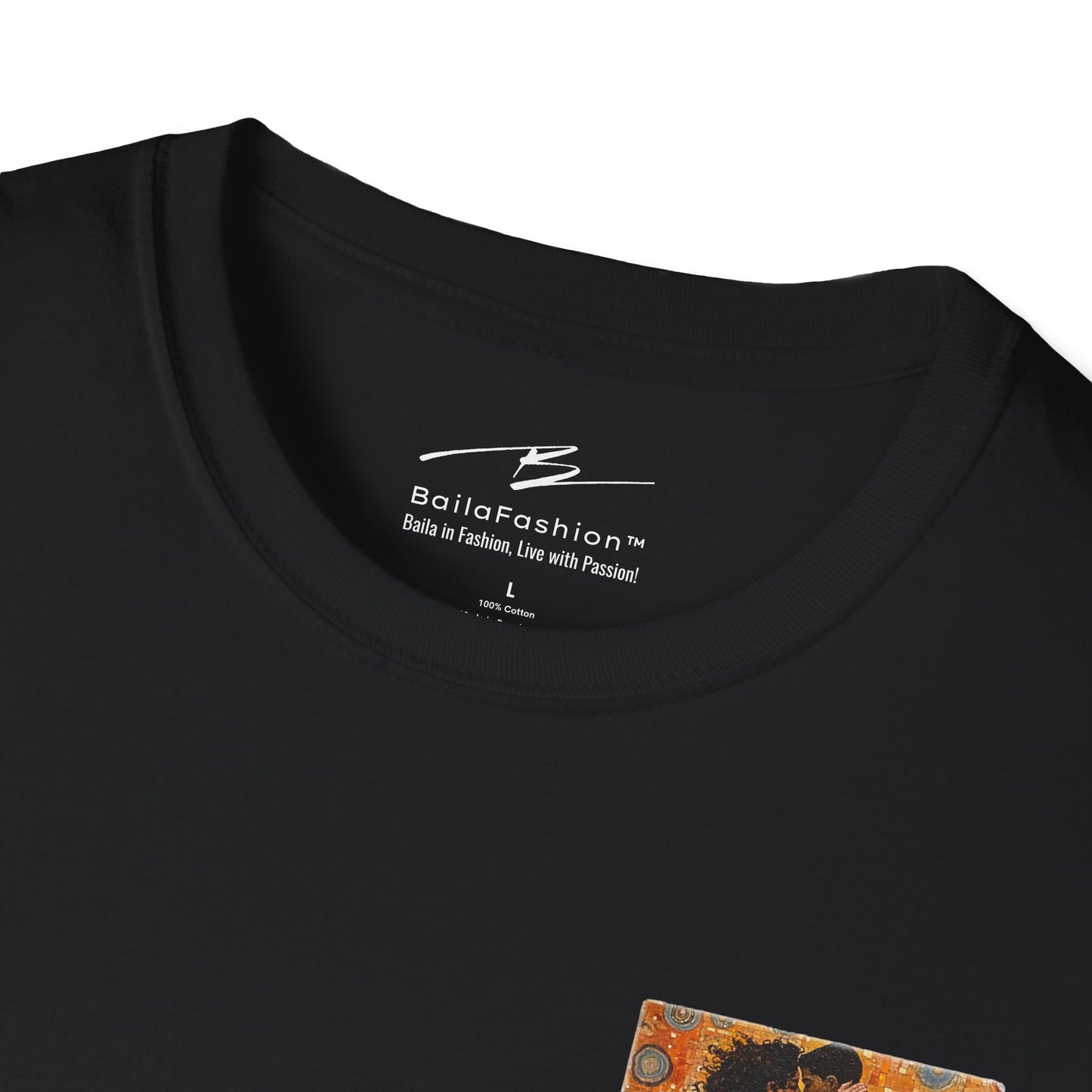 Amber Embrace Pocket Print T-Shirt | Klimt-Inspired Latin Dance Art | Salsa Bachata Couple Top | Unisex Studio Wear | Dance Lifestyle