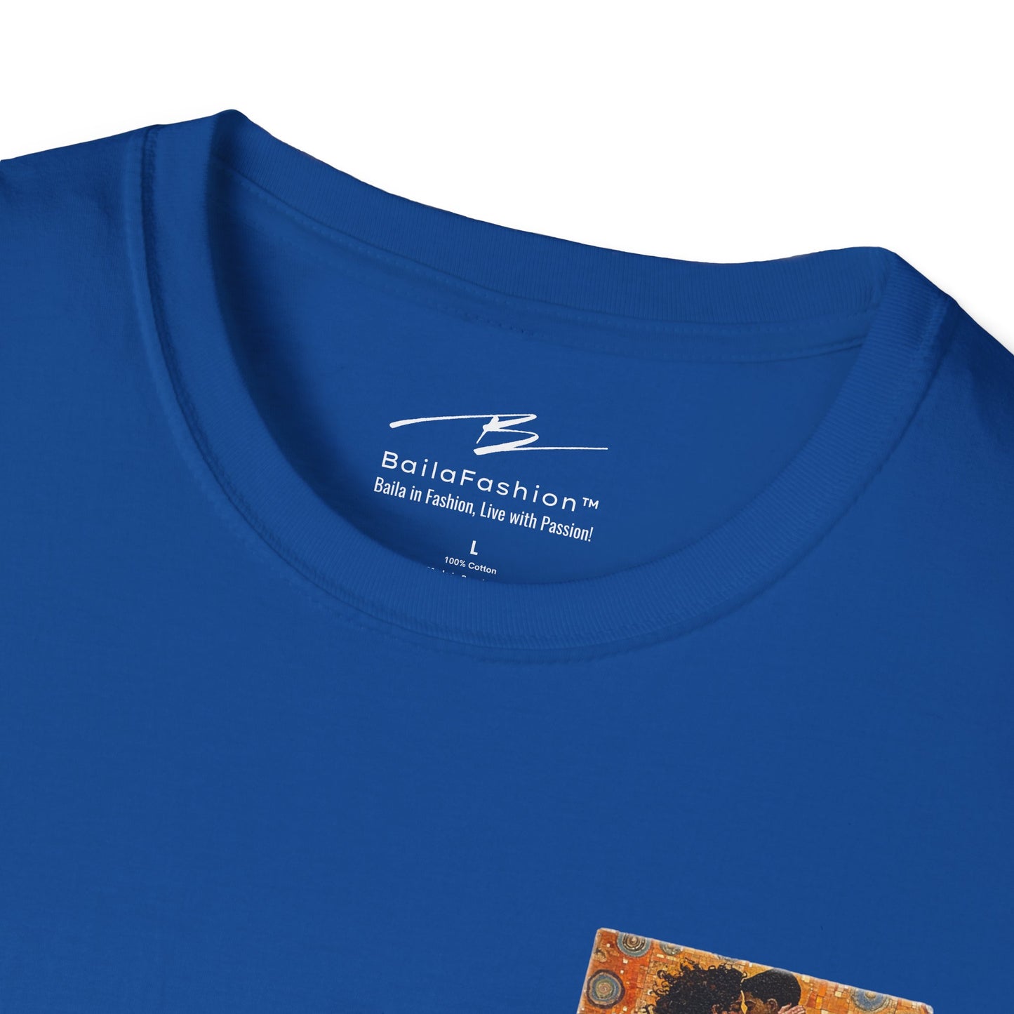 Amber Embrace Pocket Print T-Shirt | Klimt-Inspired Latin Dance Art | Salsa Bachata Couple Top | Unisex Studio Wear | Dance Lifestyle