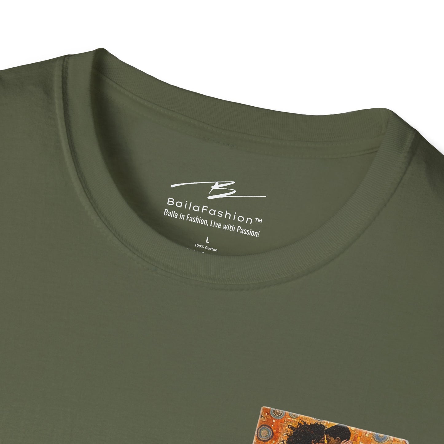 Amber Embrace Pocket Print T-Shirt | Klimt-Inspired Latin Dance Art | Salsa Bachata Couple Top | Unisex Studio Wear | Dance Lifestyle